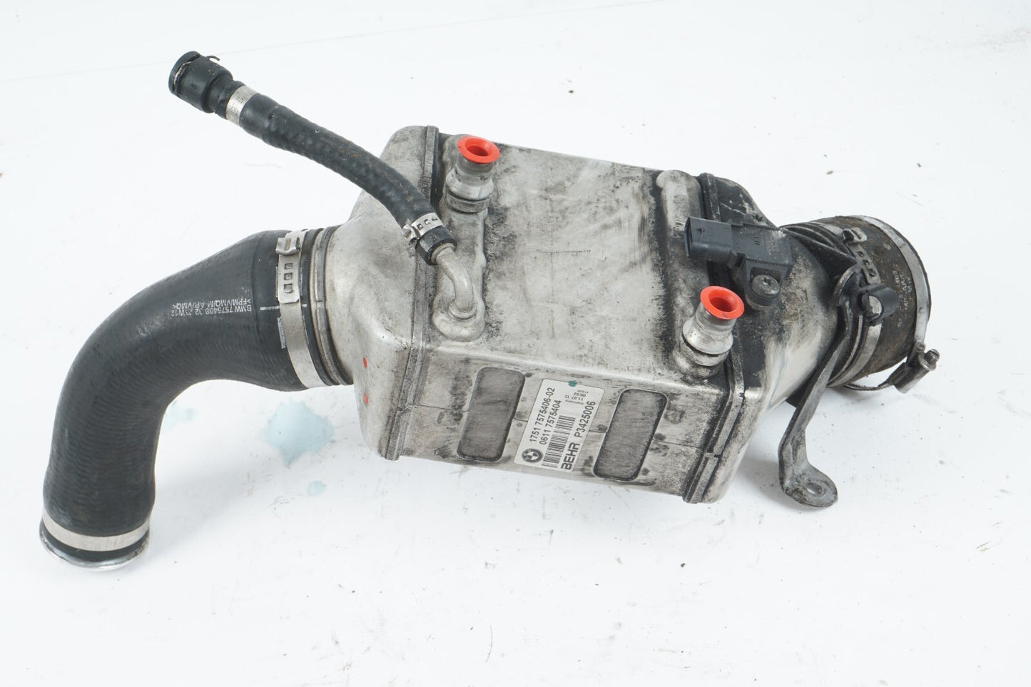 2012 - 2016 BMW 650i RIGHT PASSENGER SIDE NTERCOOLER 17517575406 OEM