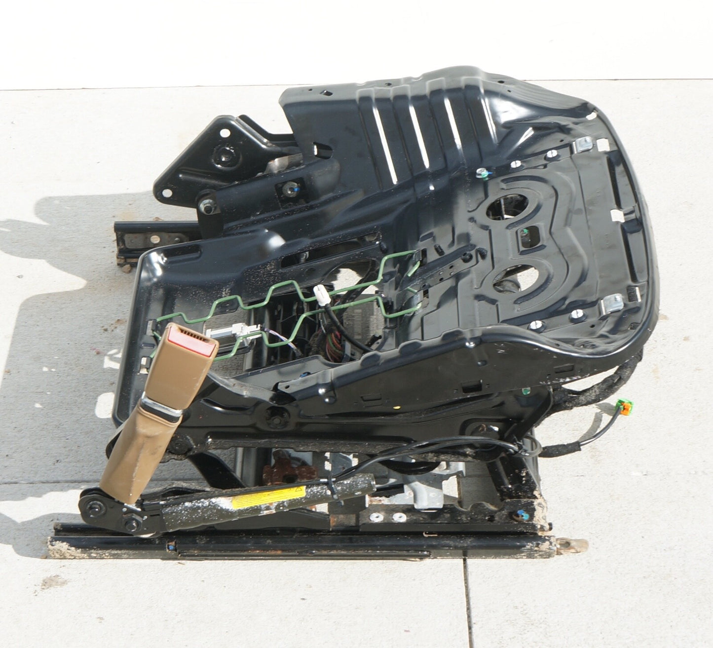 2007 2008 2009 MERCEDES W221 S550 S600 FRONT LEFT LOWER SEAT RAIL TRACK FRAME