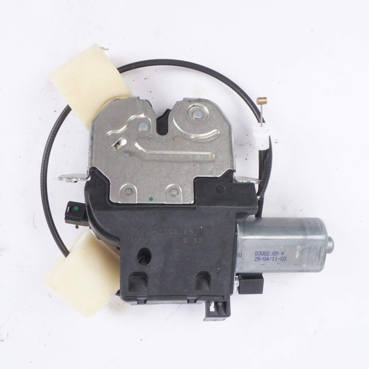 07-14 Mercedes W216 CL63 AMG S600 CL550 Rear Trunk Lid Latch Lock Actuator OEM