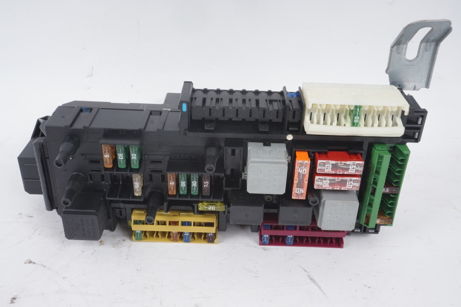 10-14 Mercedes W204 C350 C300 C250 Rear Fuse Relay Box 2049060105 OEM