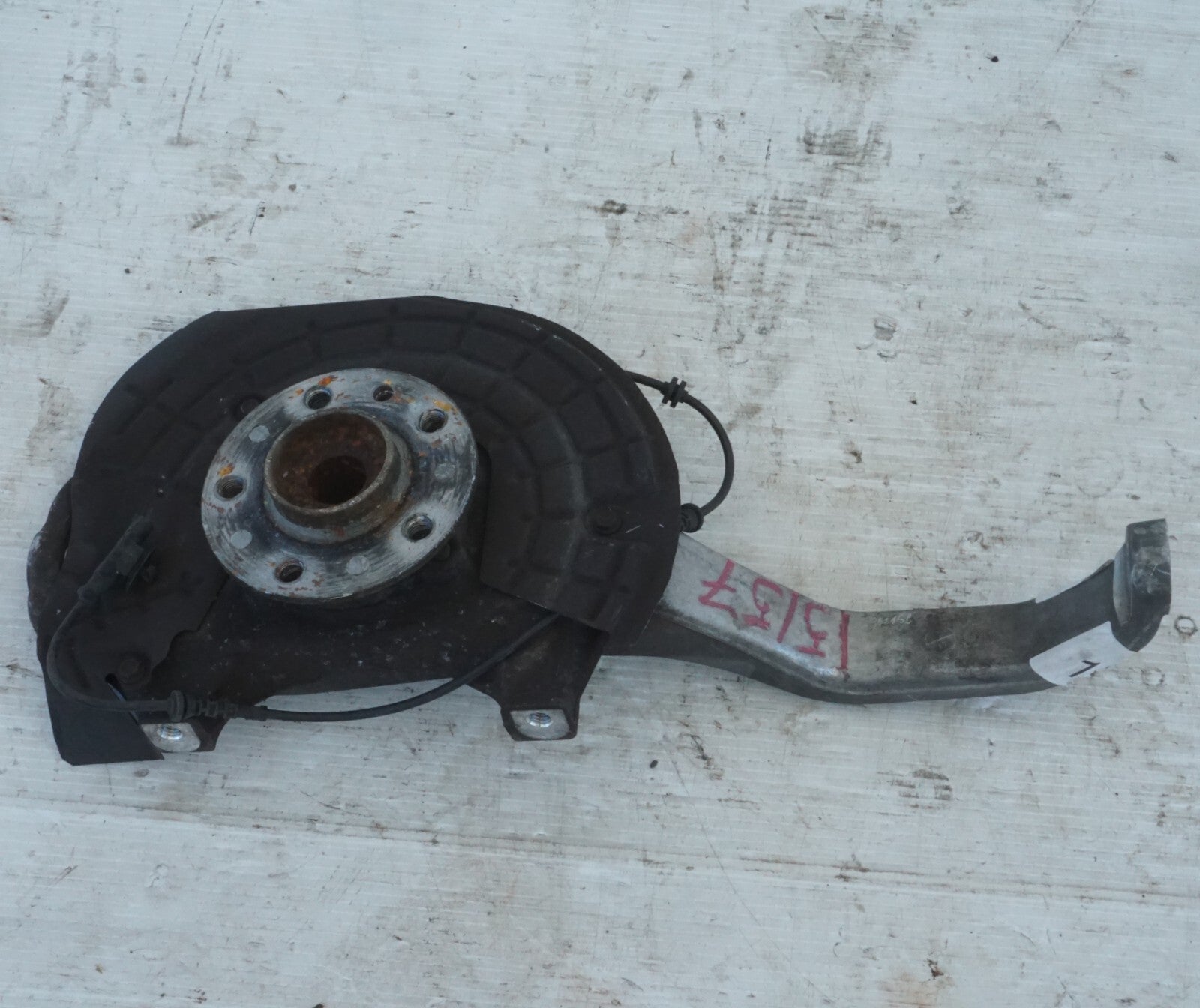 14-17 MASERATI QUATTROPORTE 3.0L FRONT RIGHT PASS SIDE SPINDLE KNUCKLE HUB OEM