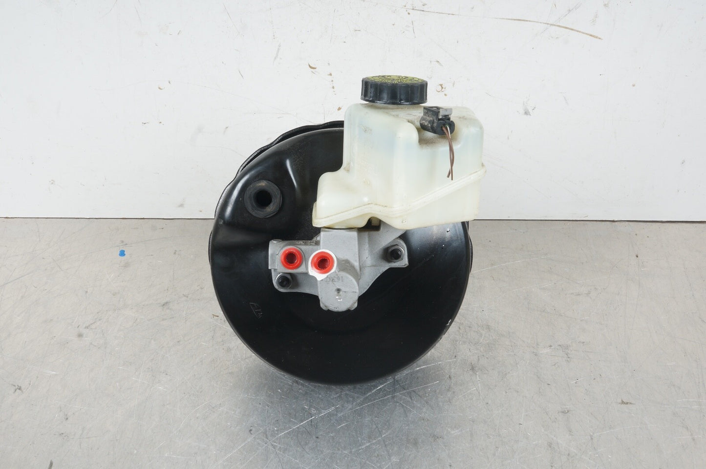 08-15 Mercedes E550 E350 C250 C350 Power Brake Booster Master Cylinder Reservoir