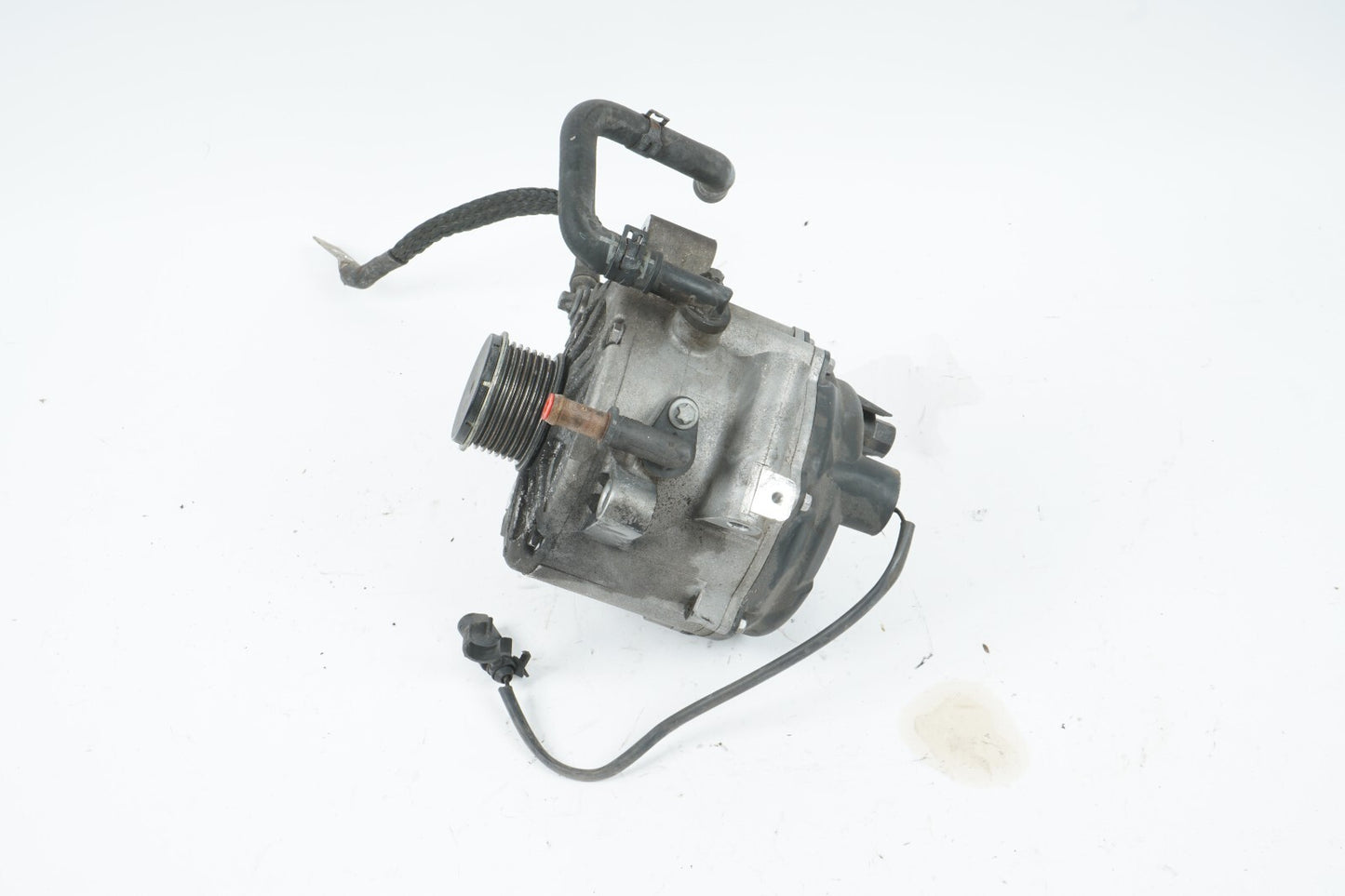 10 - 16 PORSCHE PANAMERA 3.6L ALTERNATOR 94860302902 OEM