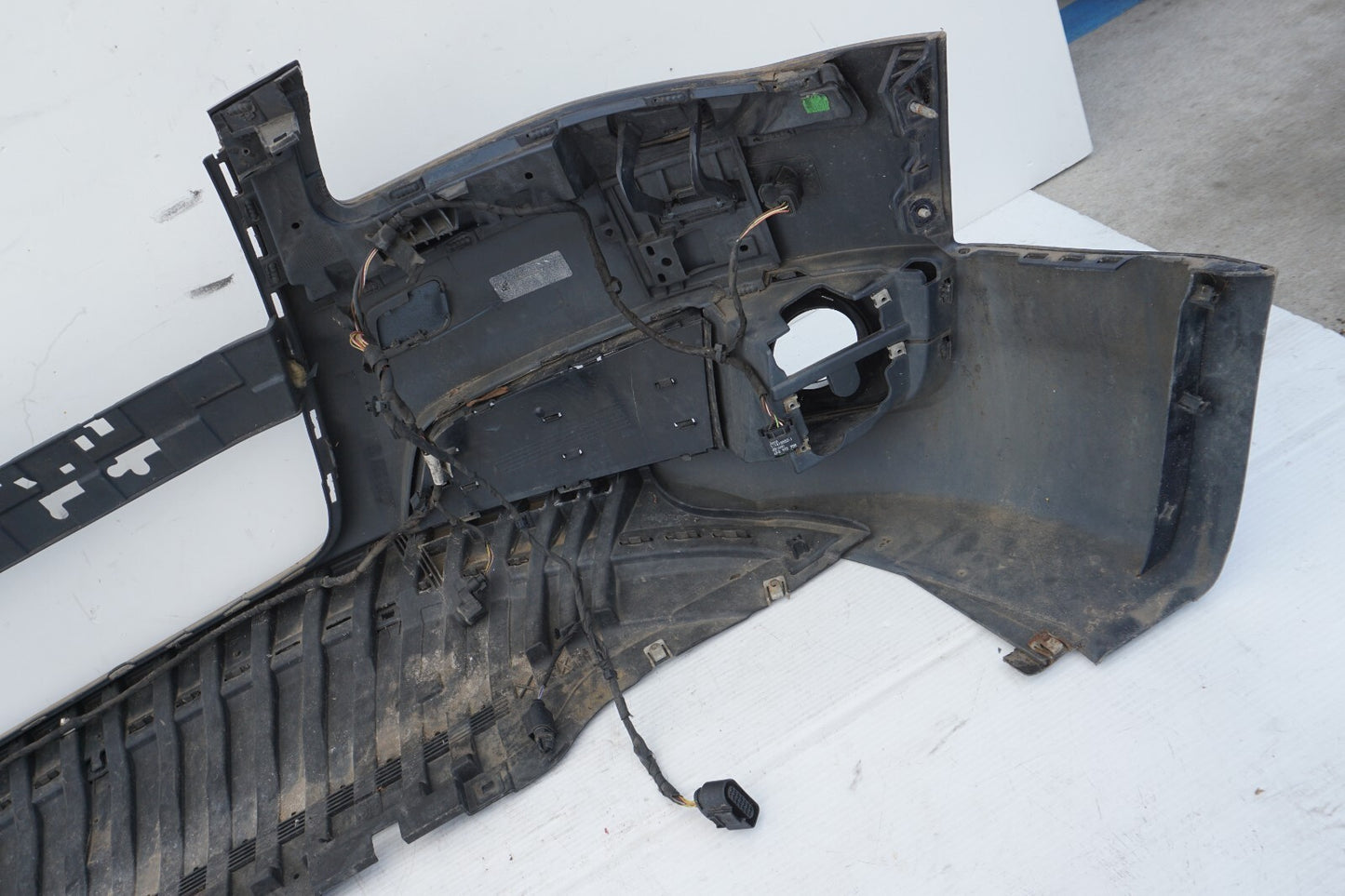 2011 - 2014 AUDI A8L A8 FRONT BUMPER COVER OEM