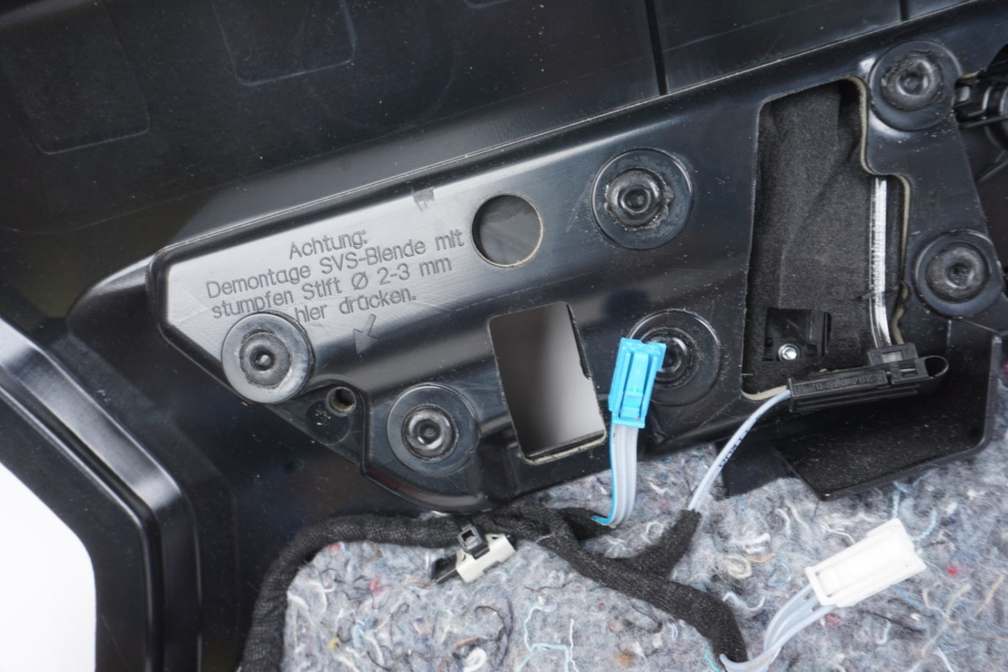 2011 - 2013 Mercedes W207 E550 E350 Convertible Left Interior Door Panel OEM