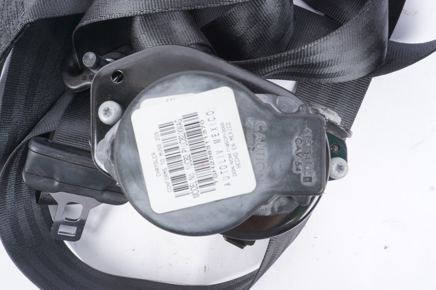 2012 - 2019 Fiat 500 Front Right Seat Belt OEM Black