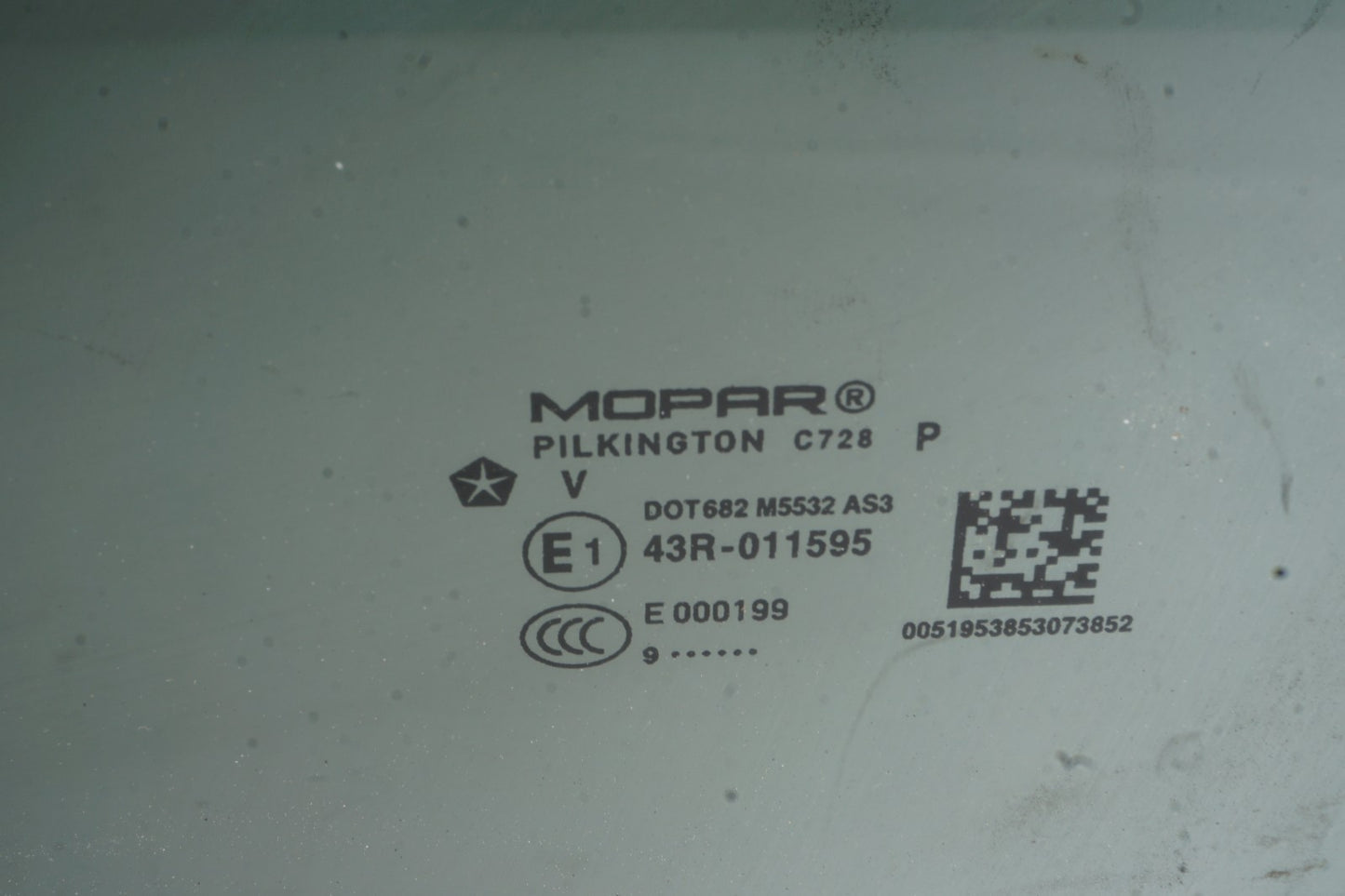 2015-2023 Jeep Renegade Rear Left Driver Side Door Window Glass OEM