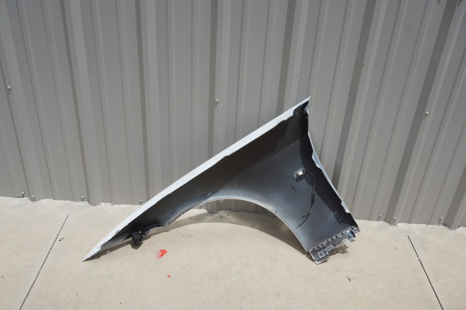 07-13 BMW E92 E93 Coupe Convertible 328i 335i Plactic Right Side Fender