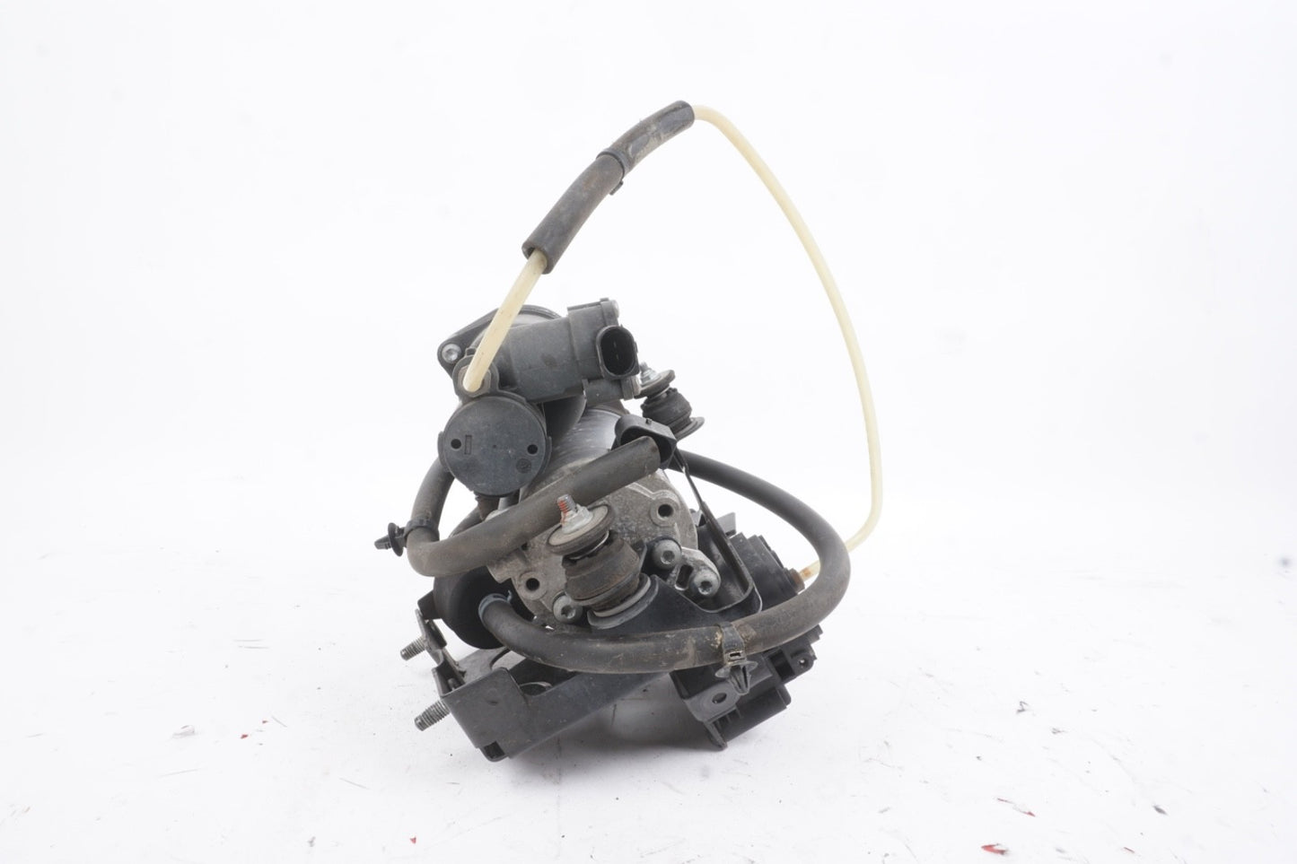 2013 - 2016 Mercedes GL350 GL450 GL550 ML350 ML550 Suspension Compressor