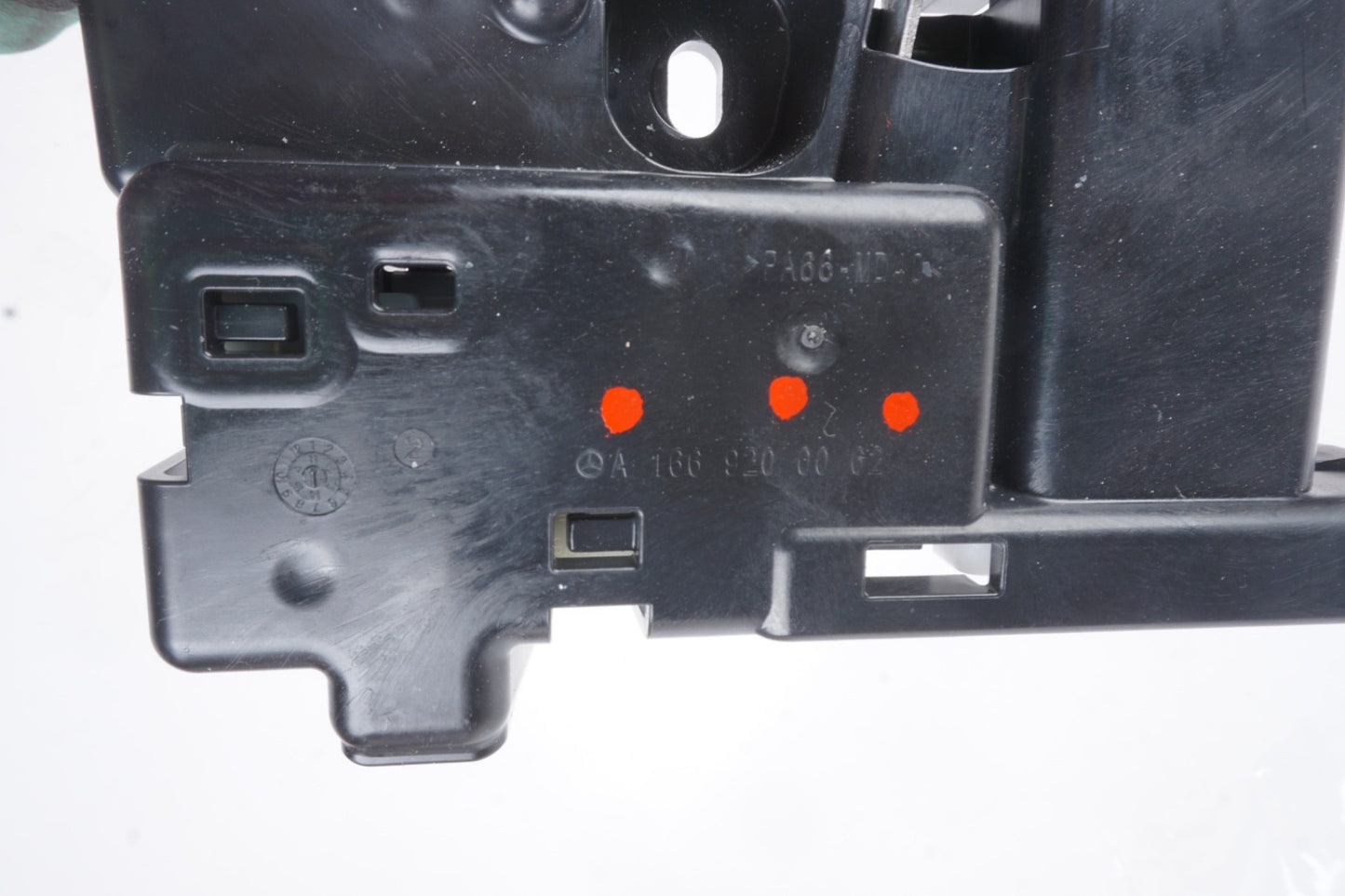 2013 - 2016 Mercedes GL450 Seat Headrest Lock Latch Actuator OEM