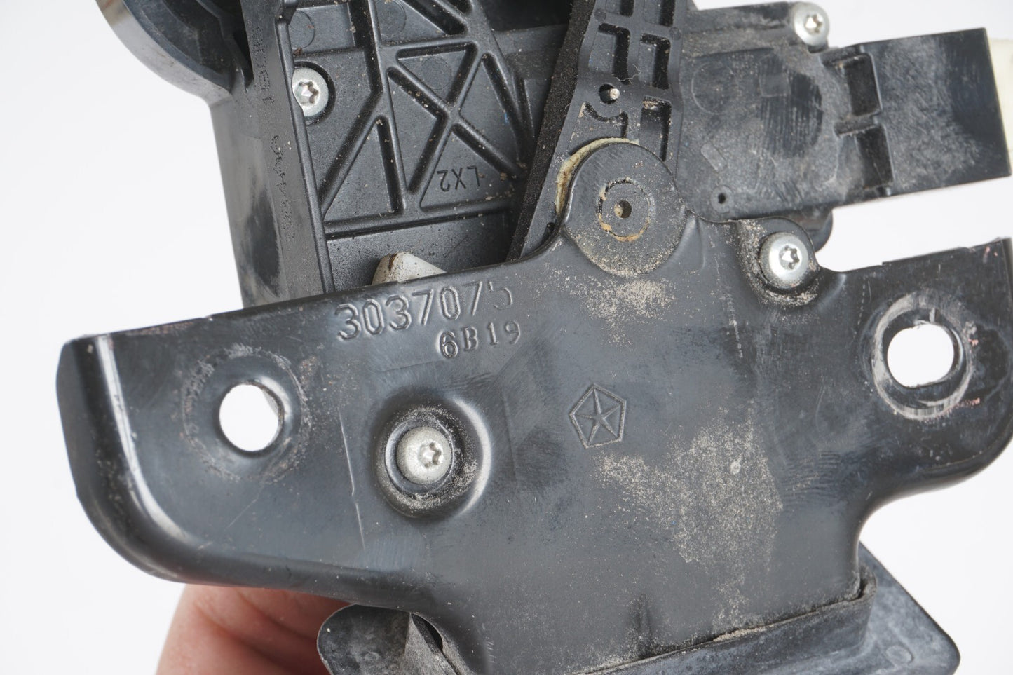 17 - 22 Alfa Romeo Giulia TRUNK LID LOCK LATCH ACTUATOR OEM