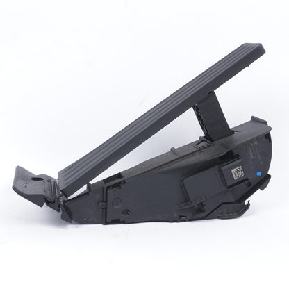 09-15 BMW F01 F02 750i 750Li Gas Pedal Accelerator 6889822 OEM