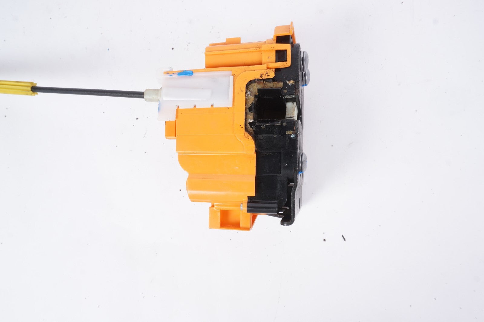2014 - 2017 Fiat 500L Front Right Passenger Side Door Lock Actuator OEM