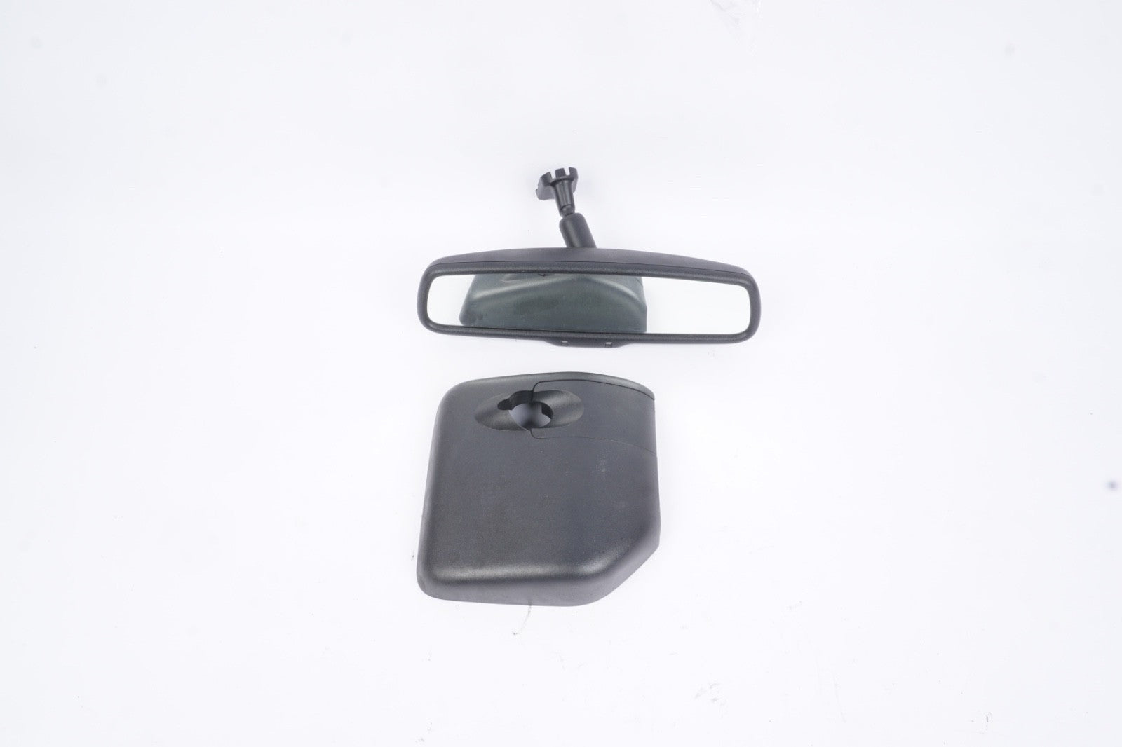 2013 - 2017 Honda Odyssey Auto Dim Interior Rear View Mirror OEM