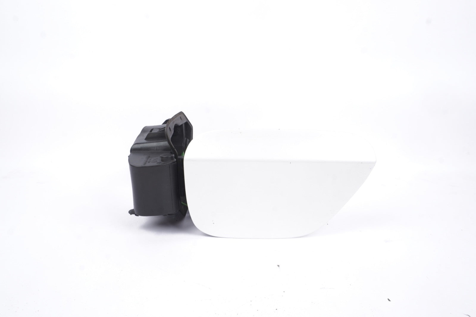 08-13 BMW E93 CONVERTIBLE 328i 335i FUEL GAS DOOR TANK LID ASSEMBLY WHITE