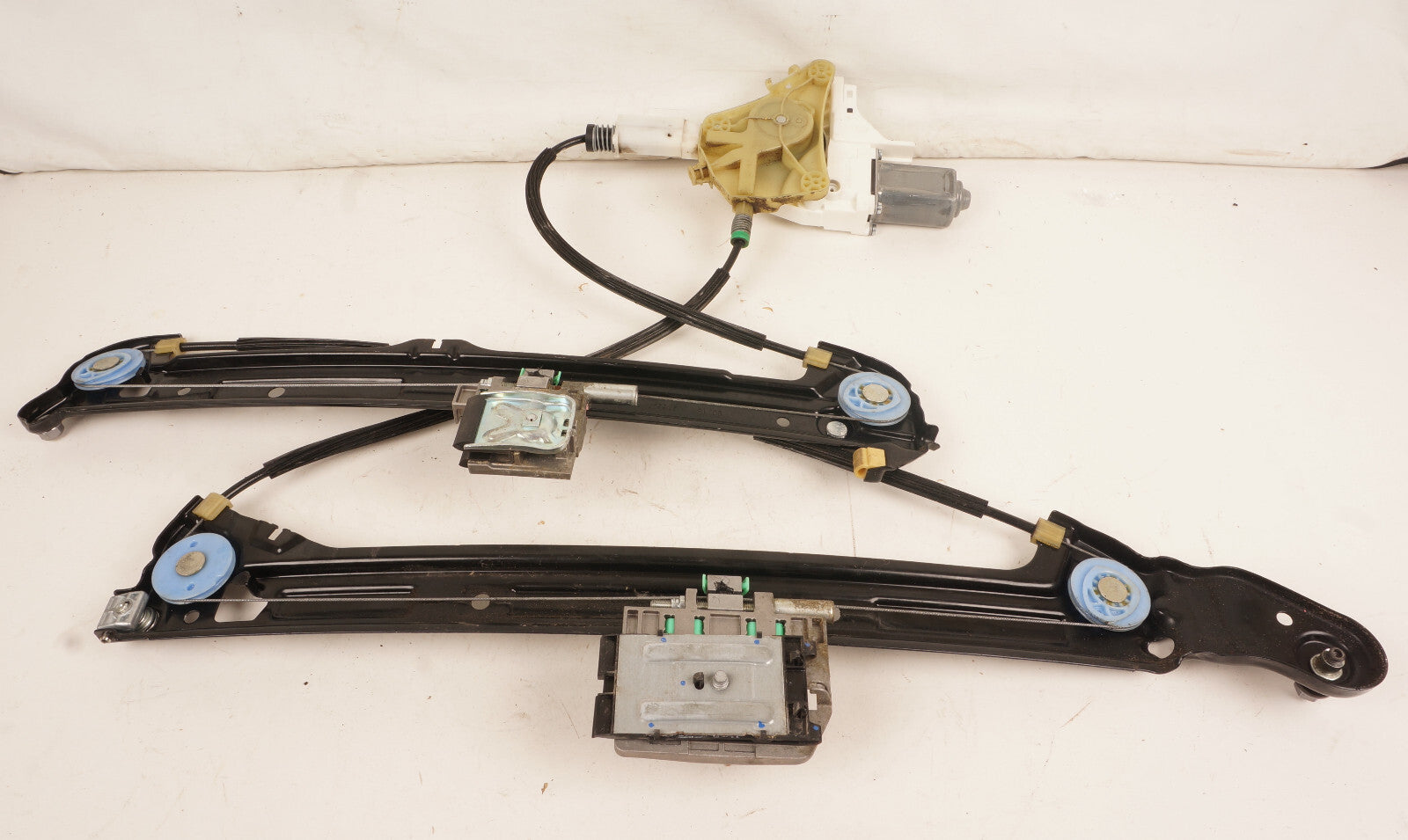 12-17 AUDI 4G A7 FRONT RIGHT PASS SIDE WINDOW REGULATOR w/ MOTOR 8K0959802B OEM