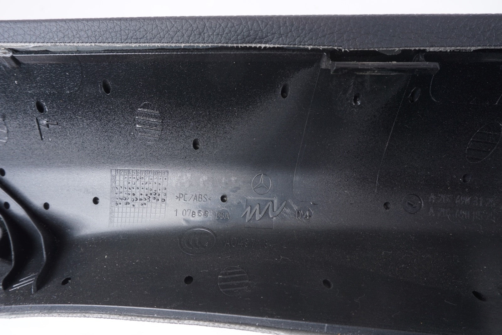 14-17 MERCEDES W207 E400 E350 COUPE FRONT LEFT TRIM A PILLAR OEM BLACK