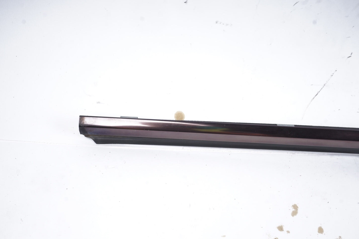 03-11 Mercedes R230 SL500 SL550 Door Window Weather Seal Molding Front Right OEM