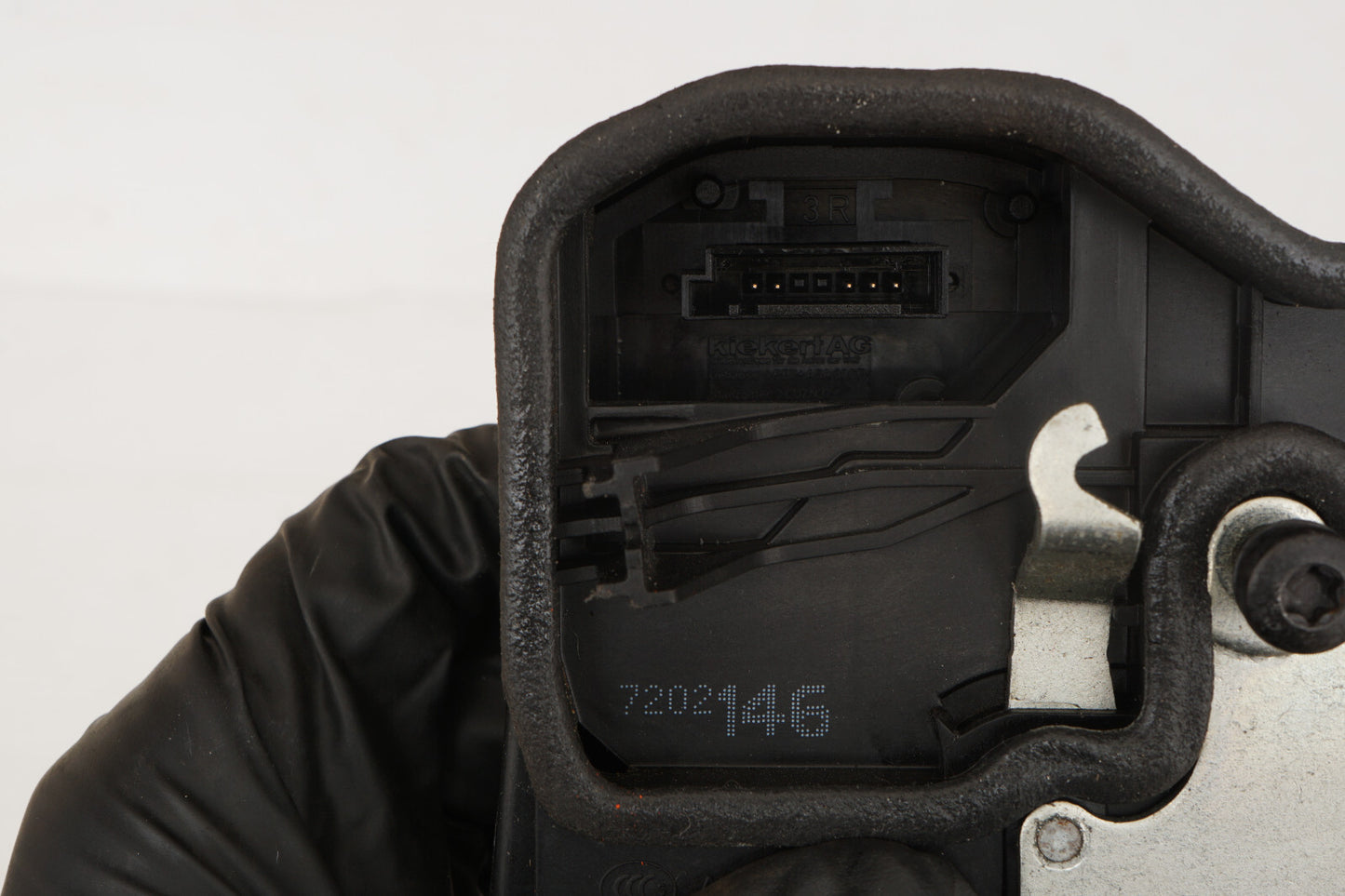 2007 - 2013 BMW 335i E93 E92 FRONT RIGHT PASSENGER LOCK LATCH ACTUATOR OEM