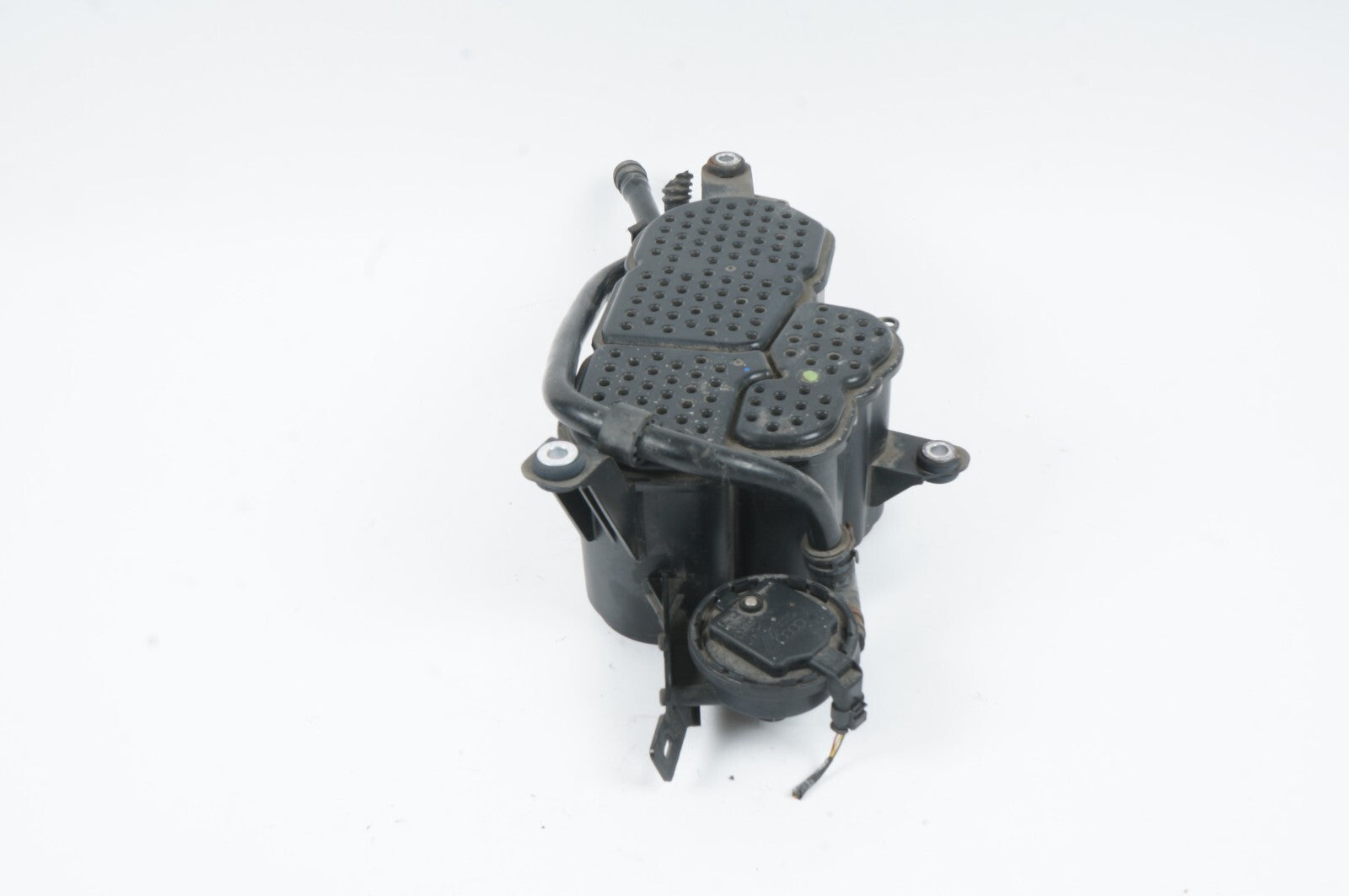 2012 - 2014 AUDI A7 FUEL EVAP CHARCOAL CANISTER 8K0201801C  OEM