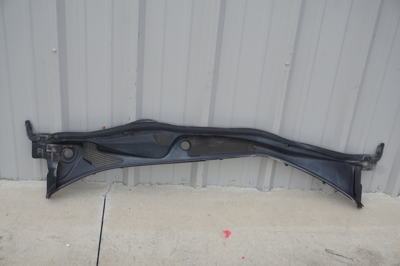 2002 - 2010 LEXUS SC430 - WINDSHIELD WIPER COWL TRIM PLASTIC - OEM FACTORY
