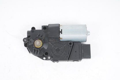 11-17 AUDI A8L SPANORAMIC SUN ROOF SUN MOON ROOF MOTOR 4H4959591  OEM