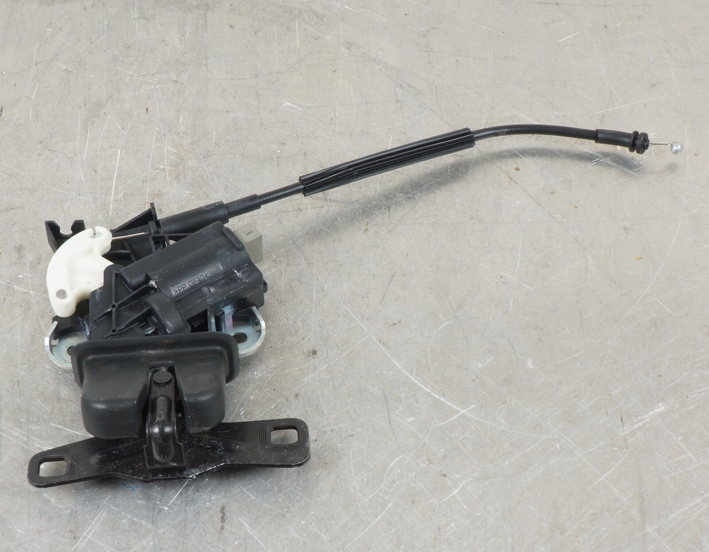 2005-2017 AUDI A4 A5 A6 A8 VW CC JETTA EOS  REAR TRUNK LID LOCK LATCH 4F5827505D