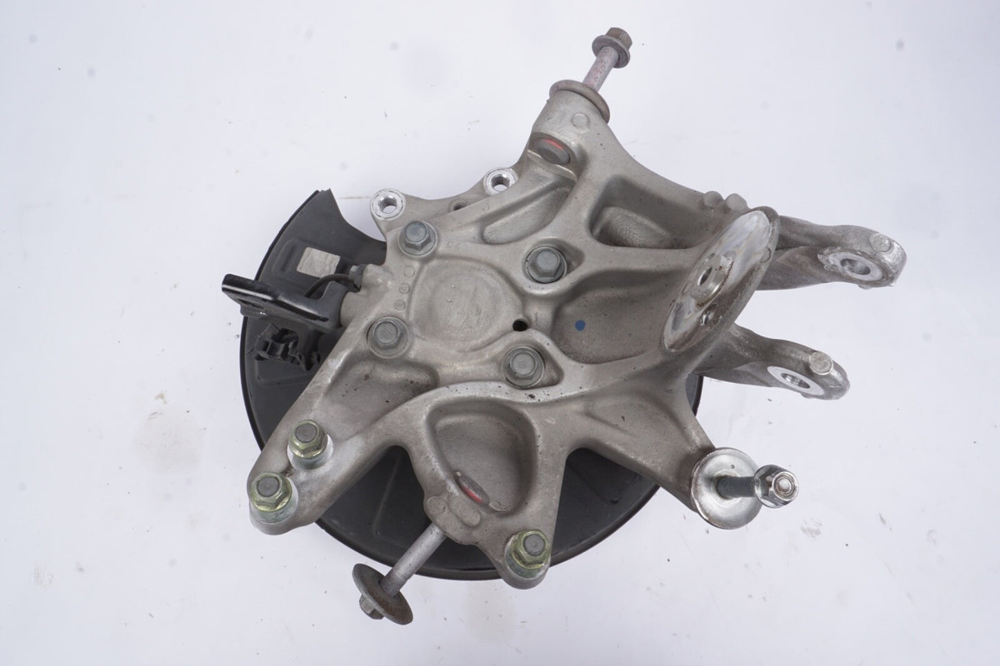 2018 - 2025 HONDA ODYSSEY REAR RIGHT SIDE SUSPENSION SPINDLE KNUCKLE & HUB OEM