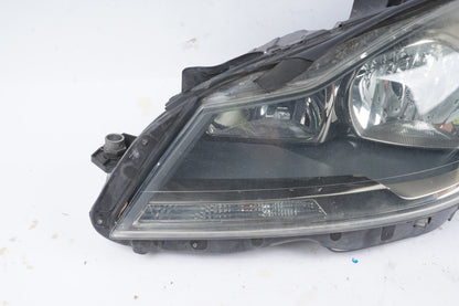 2012 - 2015 Mercedes Benz C Class W204 Headlight Lamp Halogen Left A2048209959