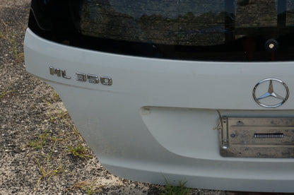 06-11 Mercedes W164 ML63 ML350 ML500 REAR TAILGATE LIFTGATE W/ GLASS SPOILER OEM