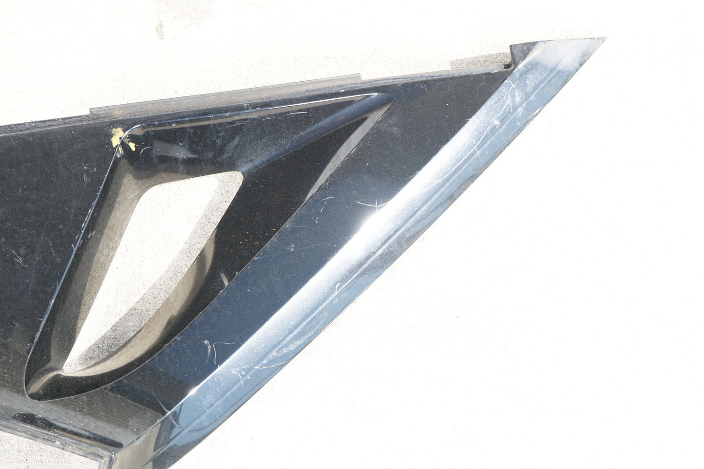 2002 - 2013 Escalade EXT Avalanche LEFT INNER TRIM PANEL SAIL CLADDING OEM