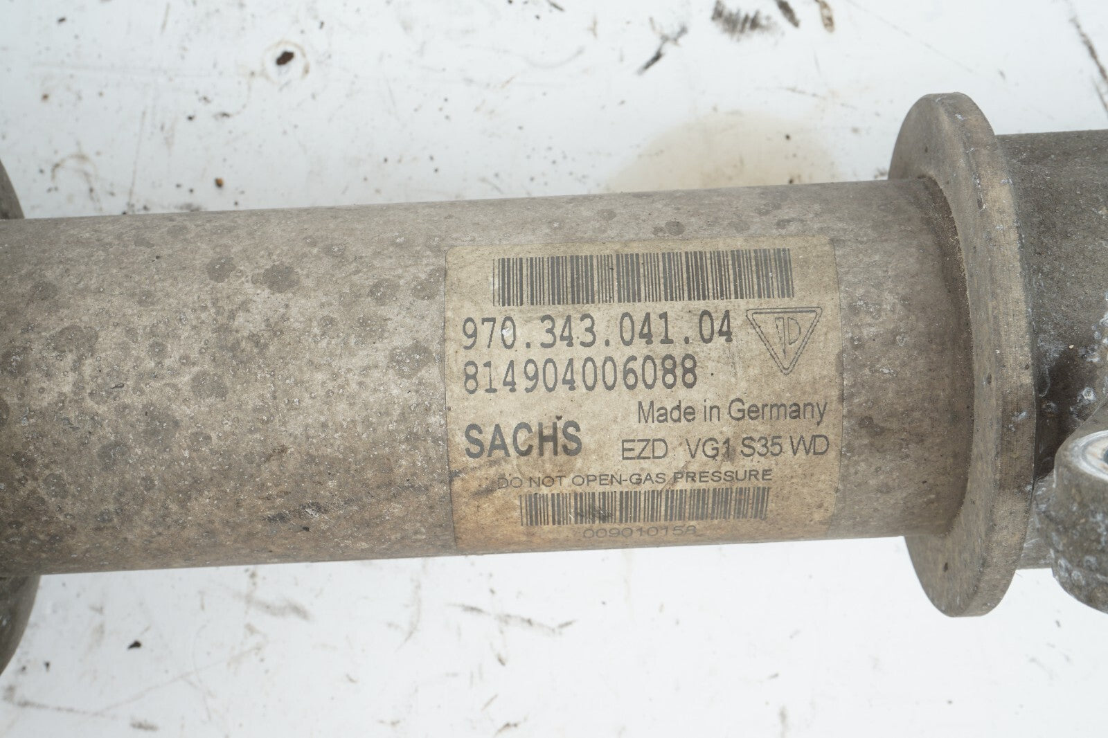 10 - 16 PORSCHE PANAMERA FRONT LEFT DRIVER SIDE SHOCK STRUT ABSORBER OEM
