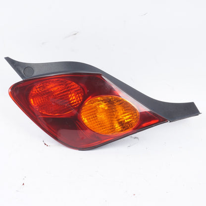 2002 - 2005 LEXUS SC430 Z40 CONVERTIBLE REAR LOWER TAIL LIGHT RIGHT