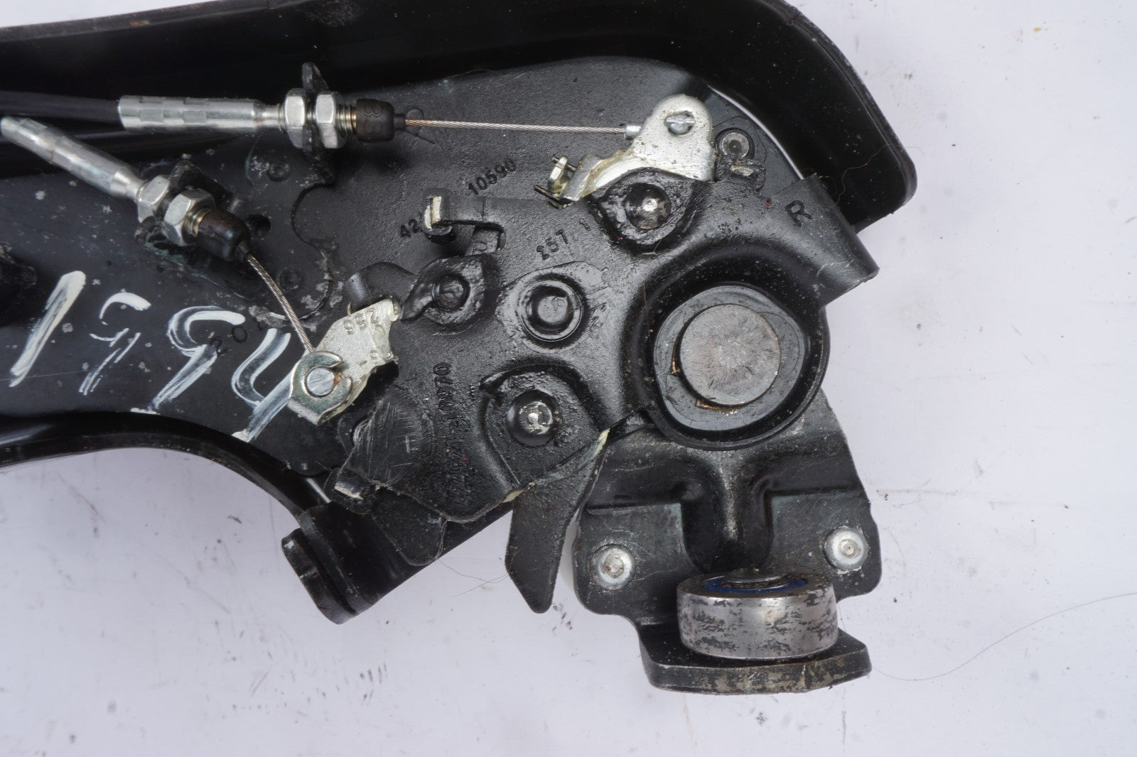2018 - 2024 Honda Odyssey Rear Left Door Lower Roller Hinge OEM