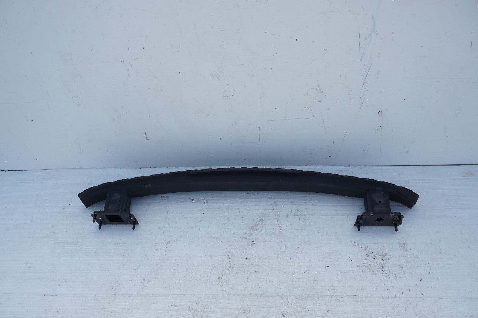 12 - 14 Mercedes C250 C300 C350 REAR BUMPER REINFORCEMENT A2076100114 OEM