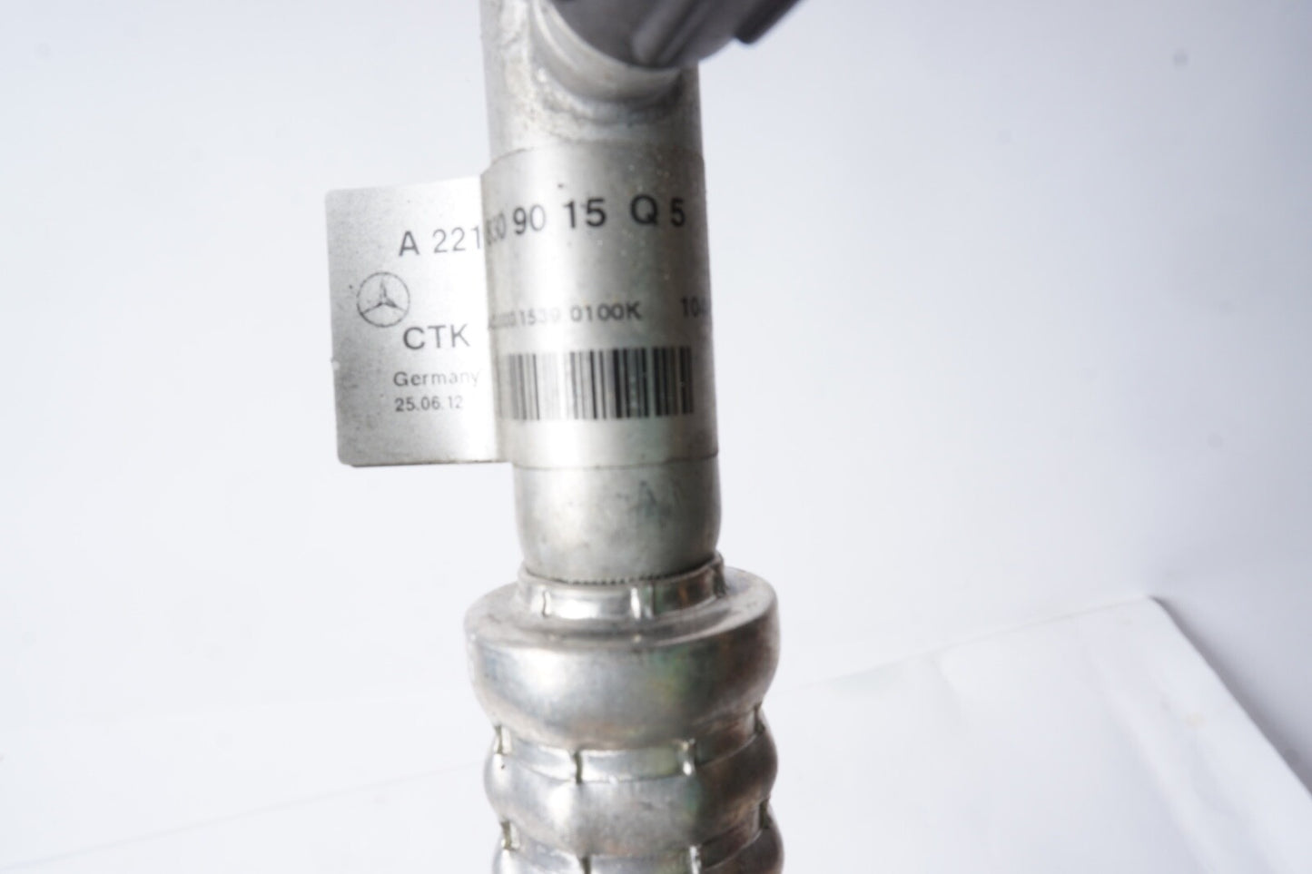 11-14 Mercedes W221 S63 CL63 AMG S550 AC Air Conditioning Hose Pipe Line OEM