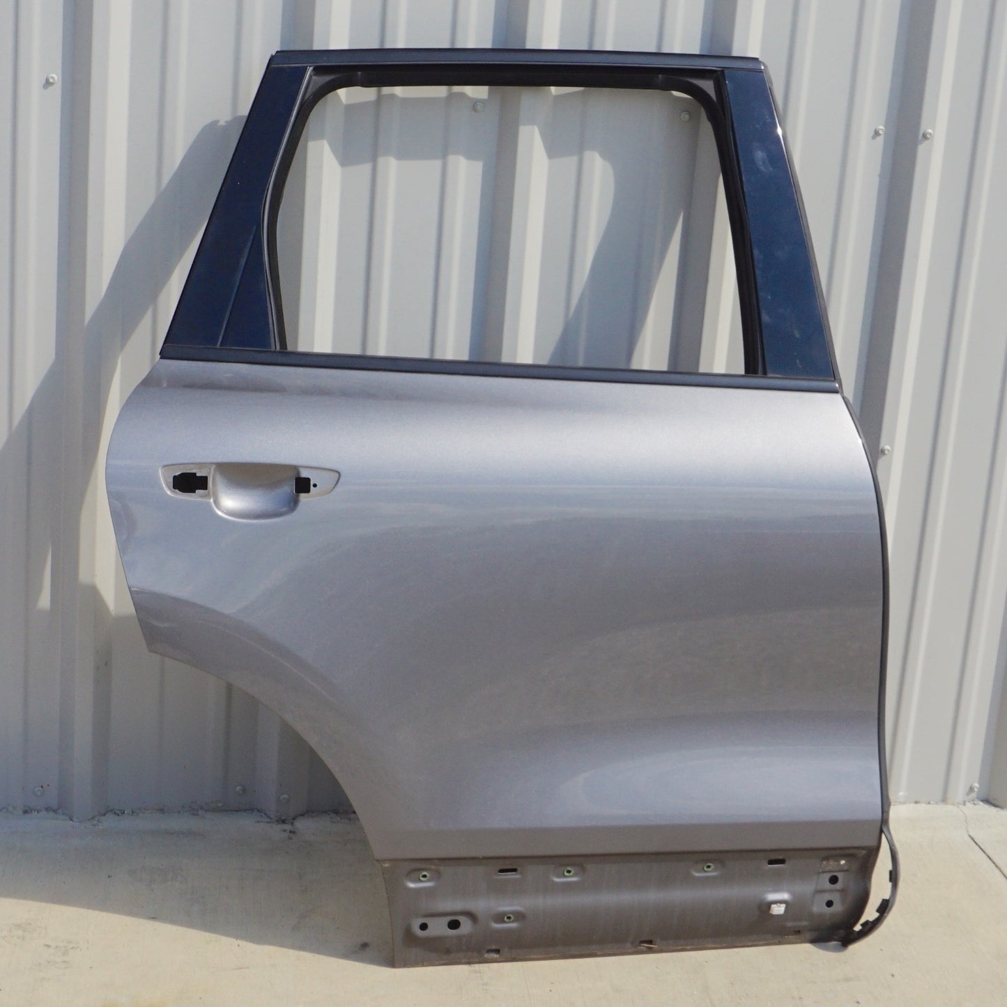 2011 - 2018 Porsche Cayenne 958 Rear Right Side Door Shell Gray OEM