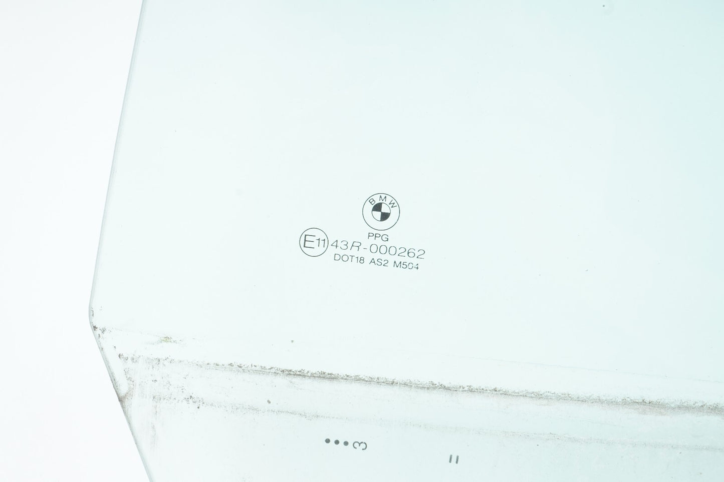 2003-2008 BMW Z4 E85 FRONT RIGHT PASSENGER DOOR WINDOW GLASS OEM