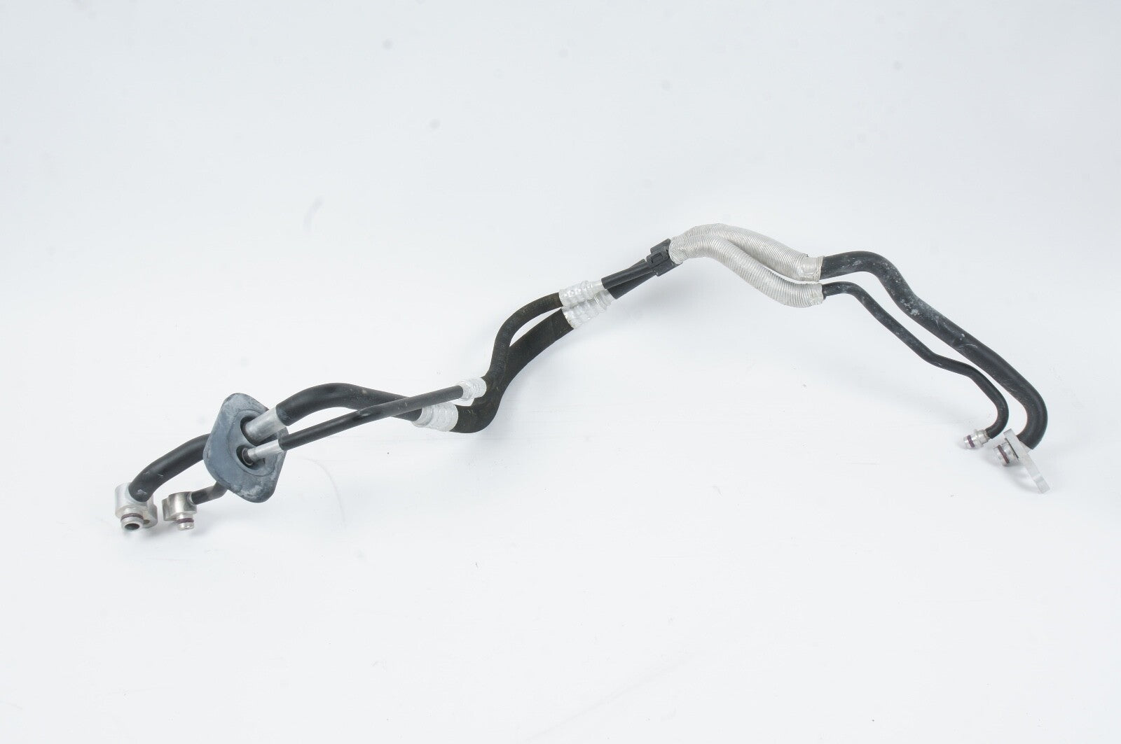 2010 - 2020 Bentley Mulsanne HVAC Heater Coolant Water Line Hose Pipe
