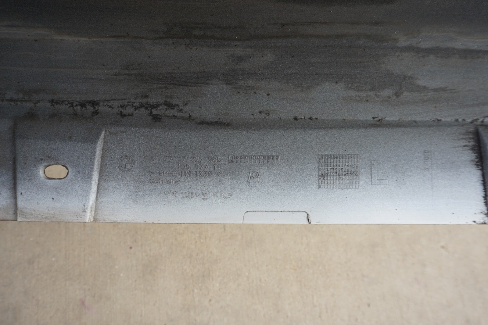 2011-2013 BMW E92 E93 328i 335i RIGHT RH ROCKER PANEL SIDE SKIRT OEM