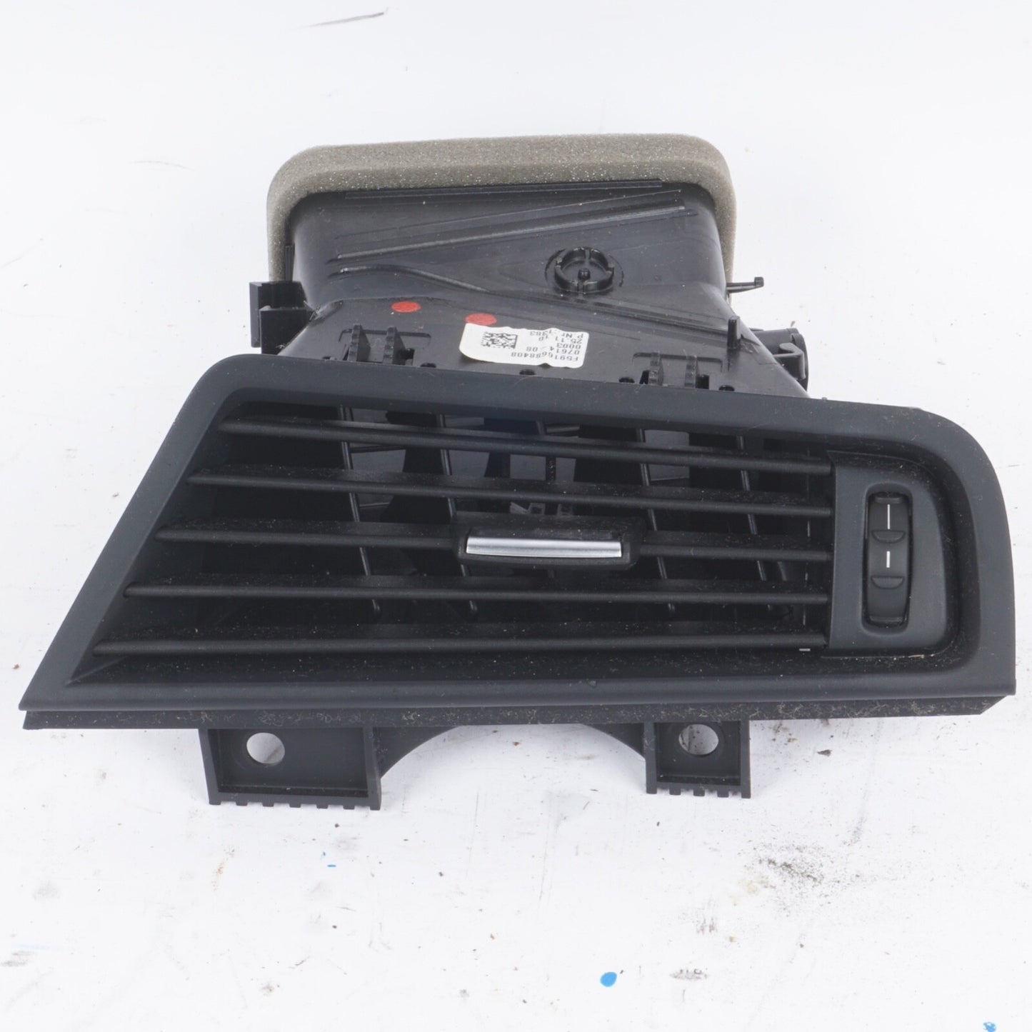 2011-16 BMW 528 535 550 M5 Dashboard Air Vent Grille Right Passenger Side OEM