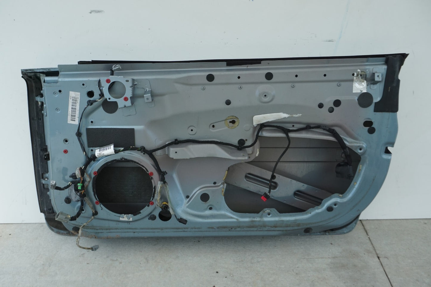 2006-2013 VOLVO C70 T5 FRONT RIGHT PASSENGER DOOR SHELL OEM