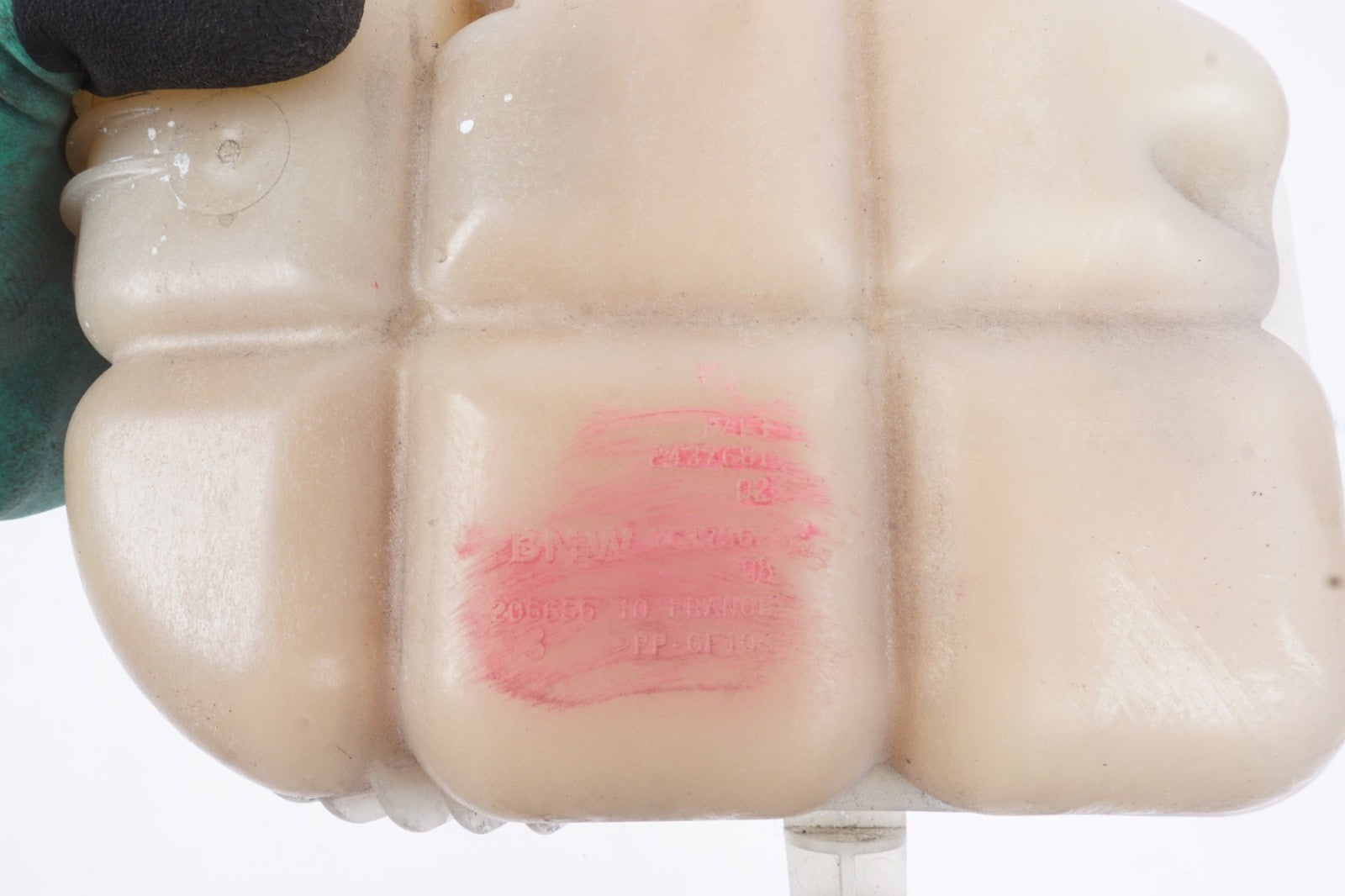 2017-2020 BMW F39 F44 F48 X1 X2 Engine Radiator Coolant Reservoir Expansion Tank