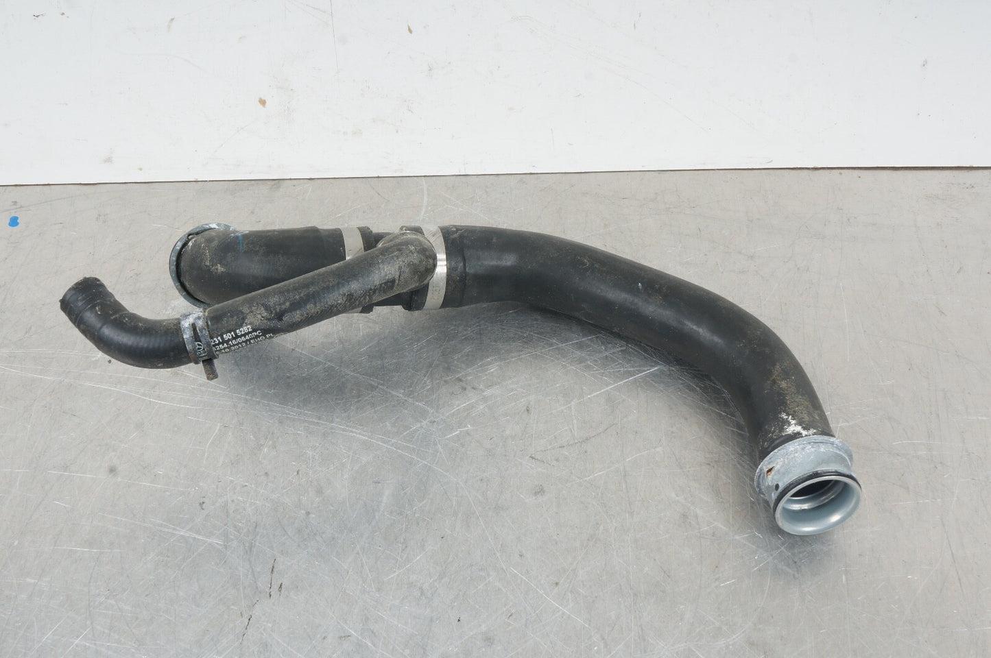 2020 MB SL450 R231 Coolant Hose Pipe A2315015282 3.0i