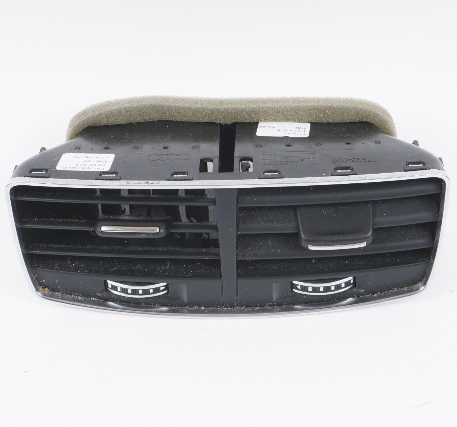 11-17 AUDI A8 A8L S8 REAR CENTER CONSOLE  AC HEATER AIR VENT OEM