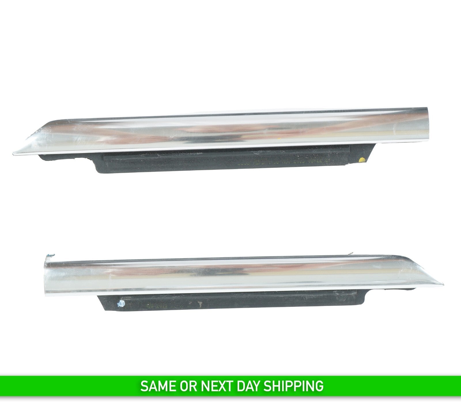 14 - 17 MASERATI QUATTROPORTE FRONT LEFT & RIGHT DOOR CHROME MOLDING OEM