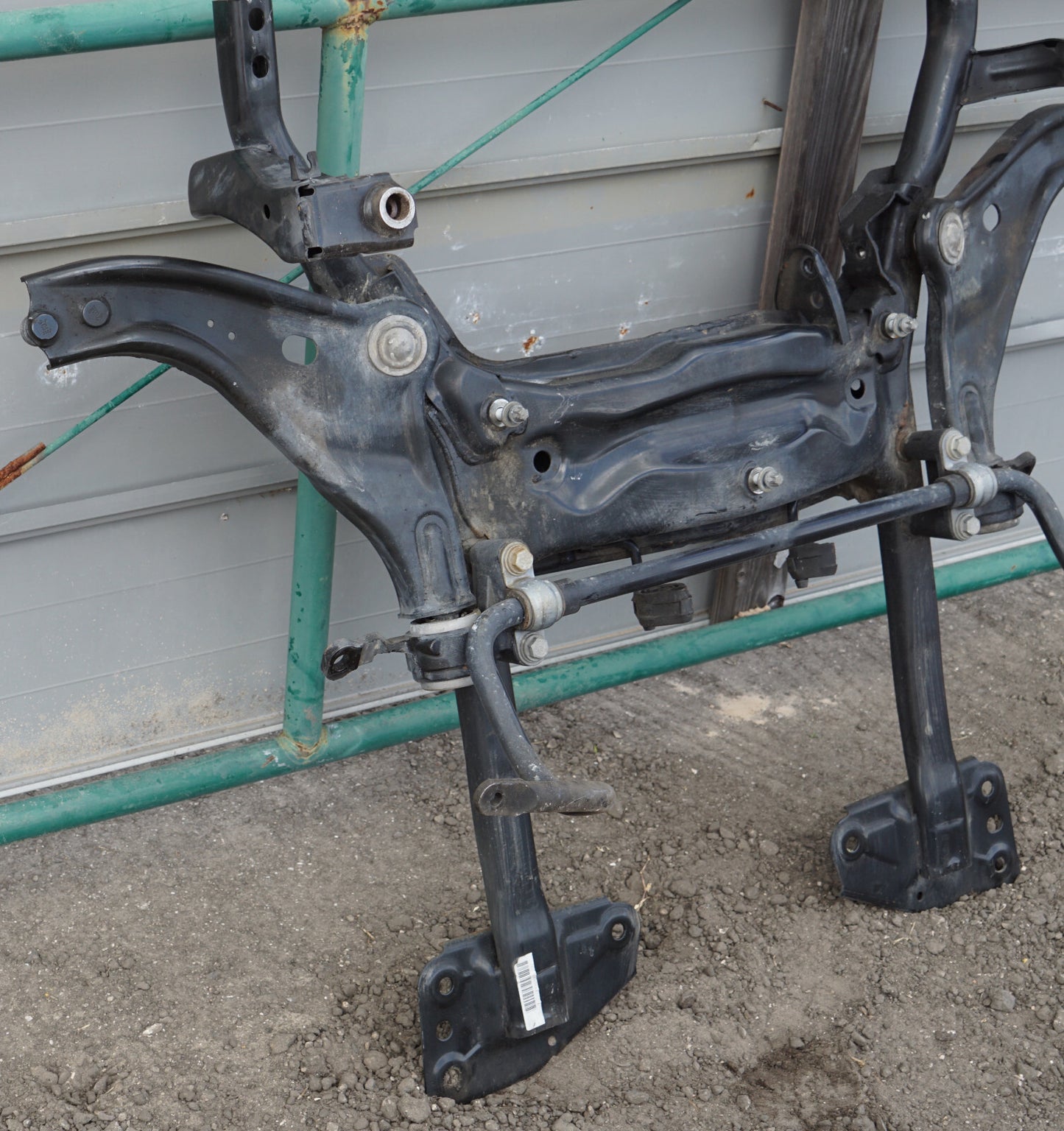 2008-2014 MINI COOPER S CLUBMAN R55 FRONT LOWER CROSSMEMBER CRADLE SUBFRAME OEM