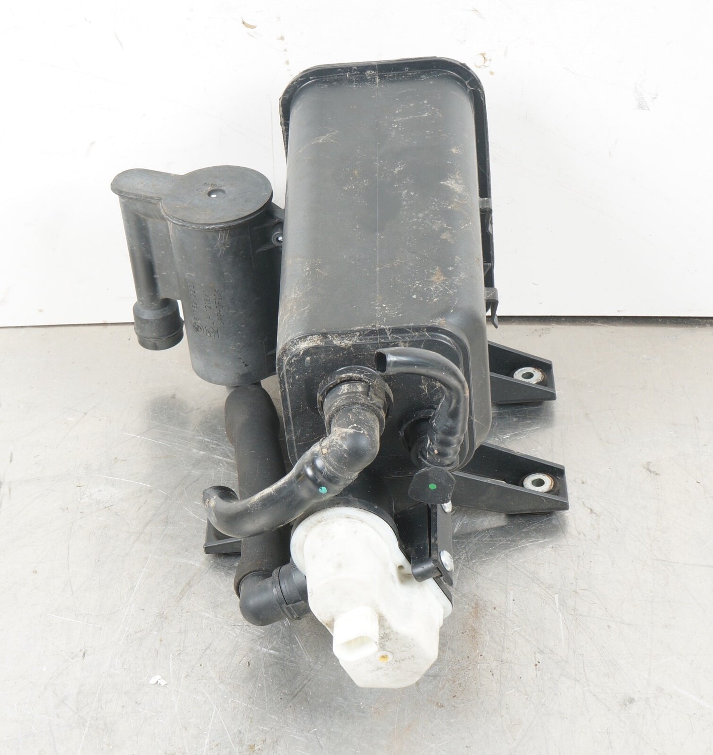 03-08 BMW E86 E85 Z4 FUEL EVAP VAPOR CHARCOAL CANISTER 6758019 OEM