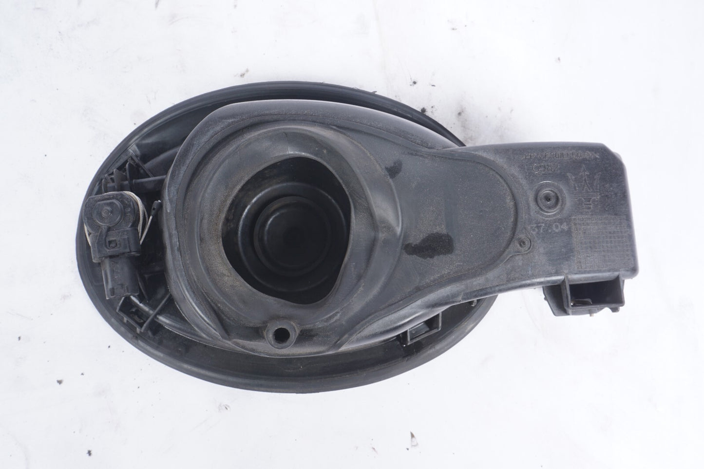 2014 - 2022 Maserati Ghibli Fuel Tank Filler Lid Door OEM