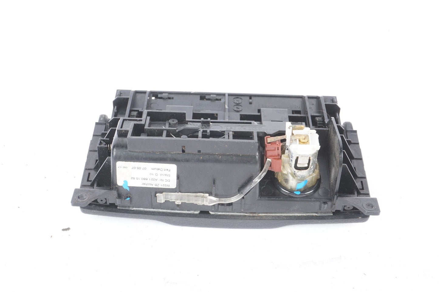 07-09 Mercedes W221 S550 S600 Console Ashtray Lighter Trim 2216801552 OEM
